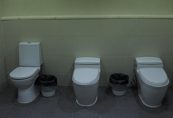 russ toilets